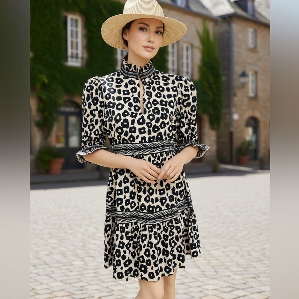 Gretchen Scott Women’s Size S Leopard Print Shift Dress Ruffle Trim Puff Sleeve